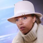 Ностальгия и стиль: топ−5 идей винтажного маникюра на осень