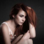 Стильная альтернатива леопарду: как носить змеиный принт осенью