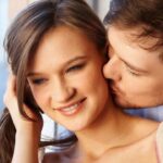 Лена Перминова поделилась откровенным фото в прозрачном платье-сетке